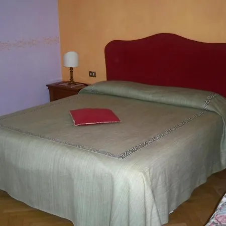 Al Tondone Bed & Breakfast 3*