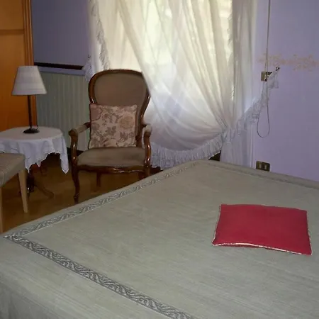 Al Tondone Bed & Breakfast