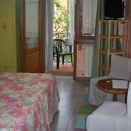 Al Tondone Bed & Breakfast 3*