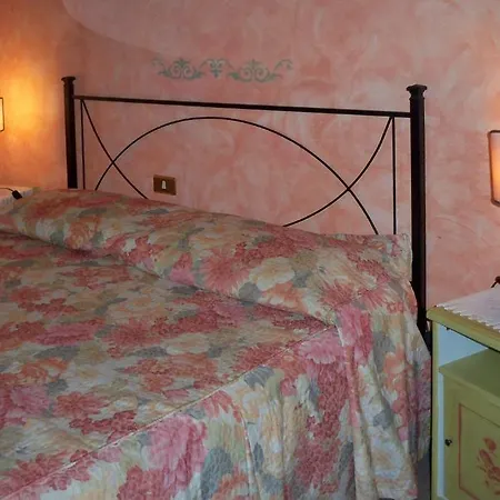 Al Tondone Bed & Breakfast Lucca